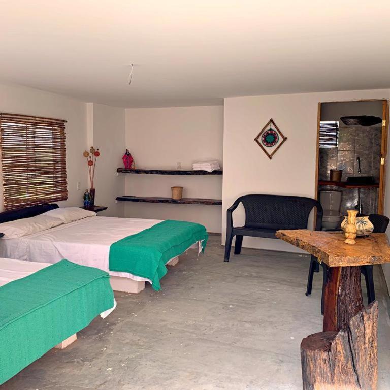 La Triada - Habitación Doble con baño privado - 2 camas - 2