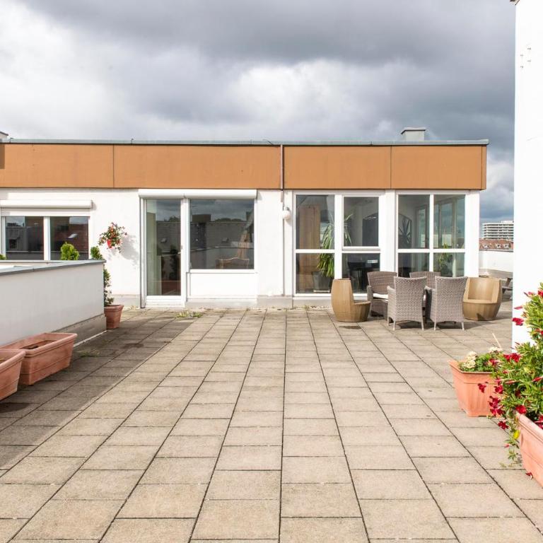 Munich Rooftop Retreat - Apartment - 22