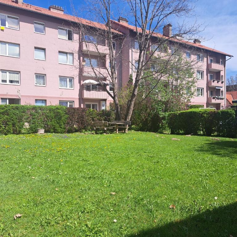 Ferienwohnung nähe Redbull Ring - Apartment mit 2 Schlafzimmern - 52