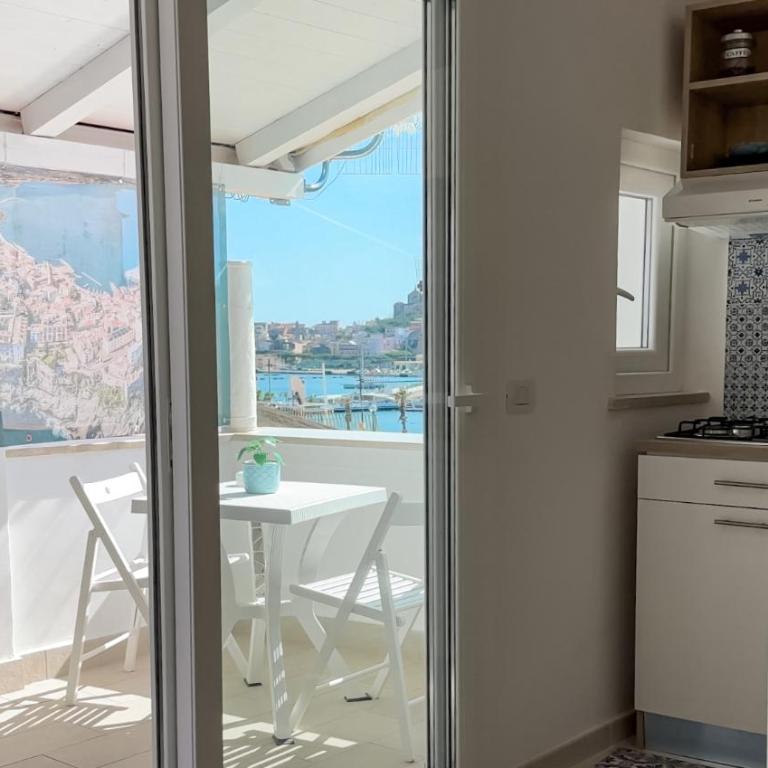 La Perla Azzurra - Appartamento con Vista Mare - 16