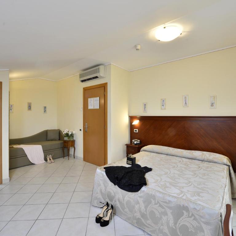 Hotel Villa Tiziana - Camera Tripla - 2