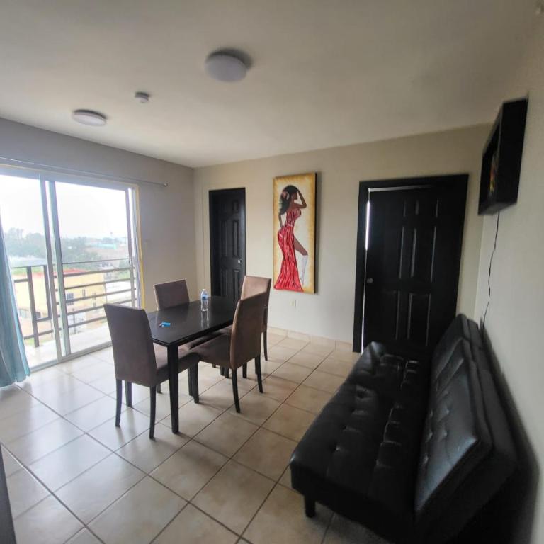Departamentos velasco - Apartment with Balcony - 21