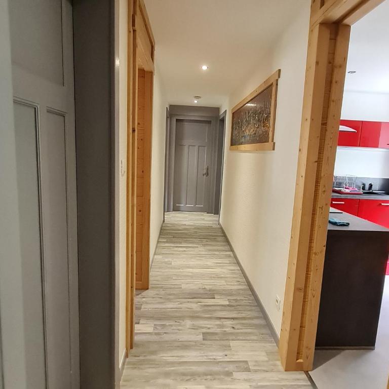 Charmant appartement 85 m² près des pistes, terrasse et parking privé, équipements complets. - FR-1-589-410 - Apartment - 14