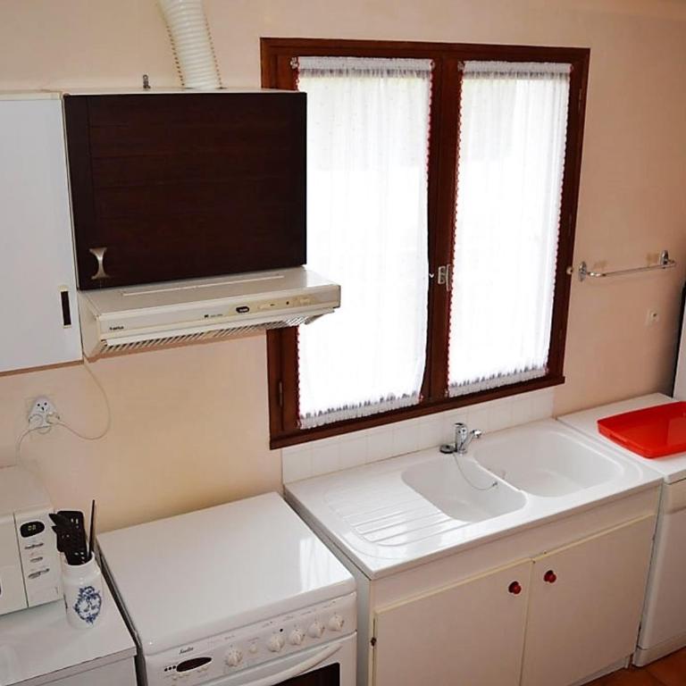 Maison avec grand jardin à 40m de la plage, prox. centre-ville, 3 ch, terrasse plein sud - FR-1-22-255 - Casa de vacaciones (6 adultos) - 11