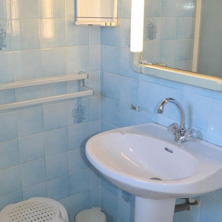 Maison avec grand jardin à 40m de la plage, prox. centre-ville, 3 ch, terrasse plein sud - FR-1-22-255 - Casa de vacaciones (6 adultos) - 22