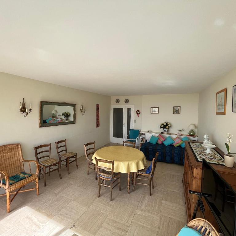 Appartement T3 avec balcon, garage et cuisine équipée - FR-1-197-417 - Apartment (6 Erwachsene) - 4