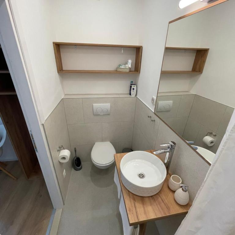 Aurelia Rooms - Single Room - 5