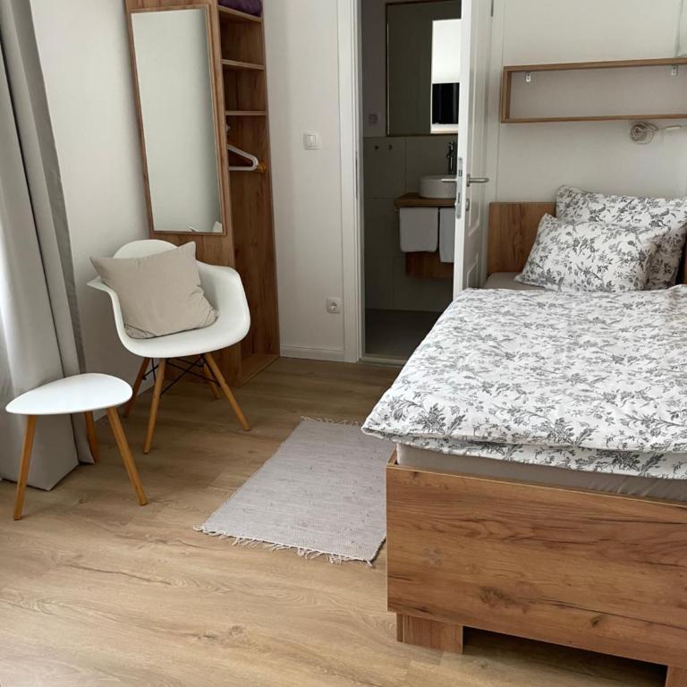 Aurelia Rooms - Single Room - 4