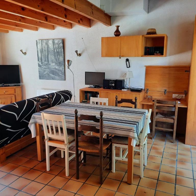 Villa confortable à Seignosse : plage, commerces et piste cyclable à proximité - FR-1-239-771 - Haus mit 2 Schlafzimmern - 6