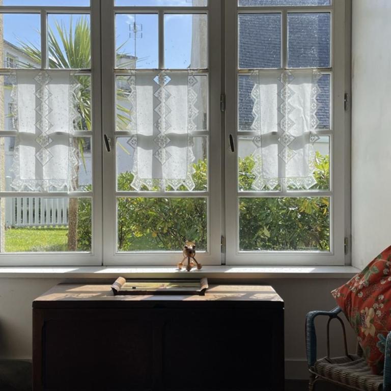 Maison de charme avec jardin clos, à 50m des commerces et proche plage, pour 8 personnes - FR-1-639-54 - Maison de Vacances - 6