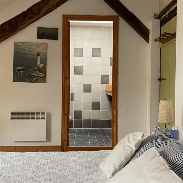 Maison de charme avec jardin clos, à 50m des commerces et proche plage, pour 8 personnes - FR-1-639-54 - Maison de Vacances - 15
