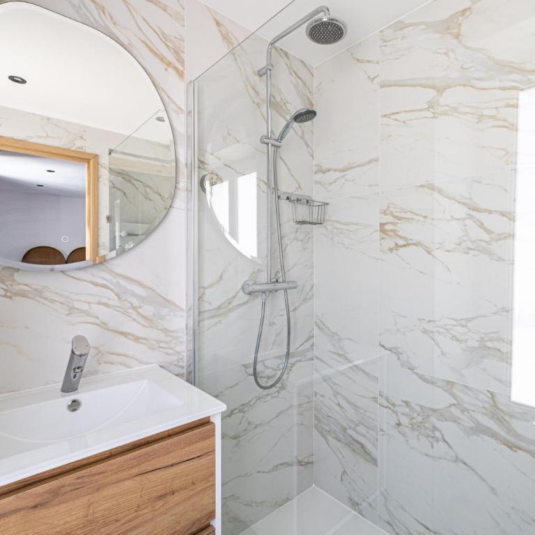 15 RIOUFFE - Splendide appartement 6 couchages à 50m à pieds du Palais - Apartamento de 2 dormitorios - 12