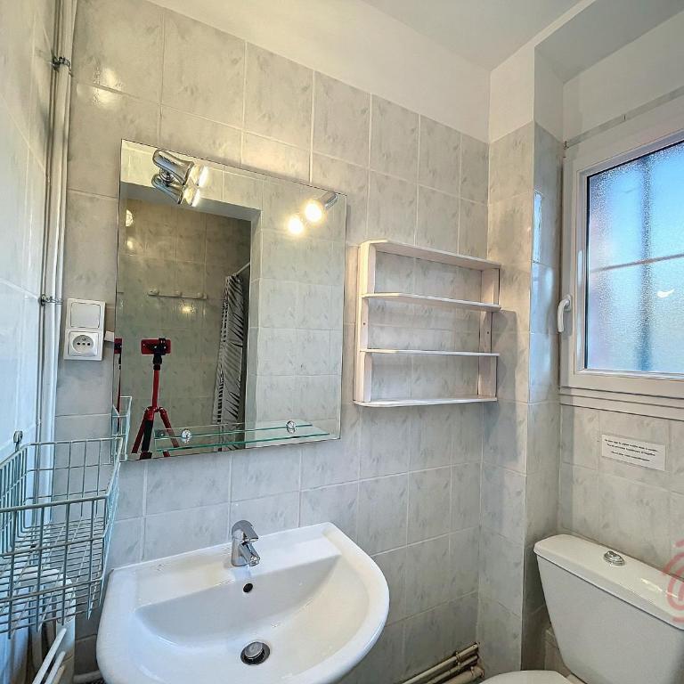 Charmant T2 avec terrasse Sud, parking, WiFi, animaux acceptés - proche thermes et centre Lamalou - FR-1-451-192 - Apartment mit 1 Schlafzimmer - 11