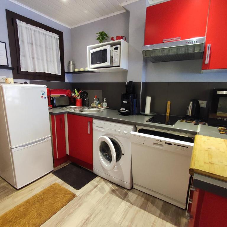 Appartement 2 pièces avec piscine et animaux admis, proche plage - FR-1-776-48 - Appartement - 5
