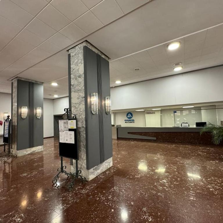 Estudio en el centro de Alicante - Apartamento de 1 dormitorio - 21