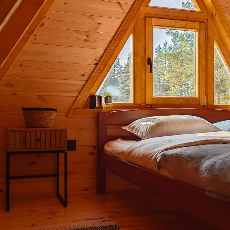 Pine forest-White - Two-Bedroom Chalet - 31