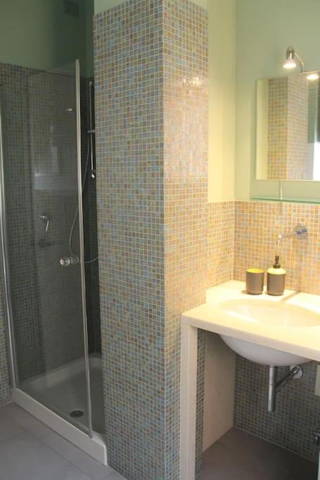 Suite Mela - Two-Bedroom Apartment - 26