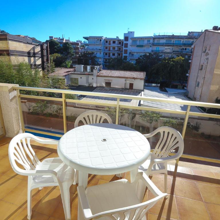 DIFFERENTFLATS Decathlon - Apartamento con vistas a la piscina - 6