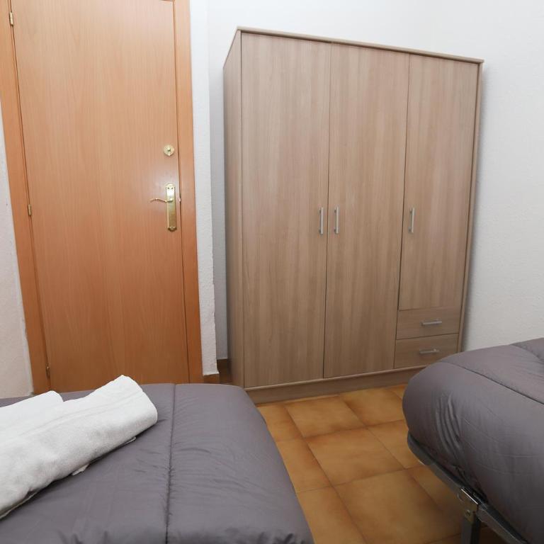 DIFFERENTFLATS Decathlon - Apartamento con vistas a la piscina - 4