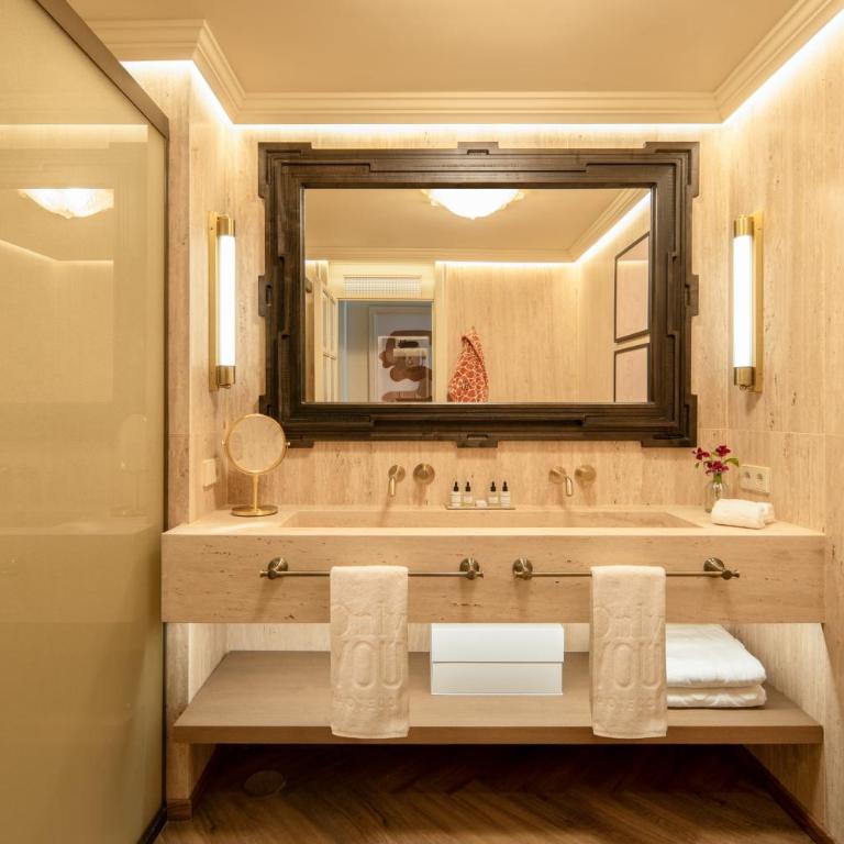 Only YOU Hotel Sevilla - Habitación Doble Premium - 2