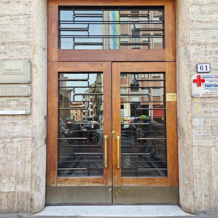 Fluère - Via Riva Reno - Appartamento con 2 Camere da Letto - 40