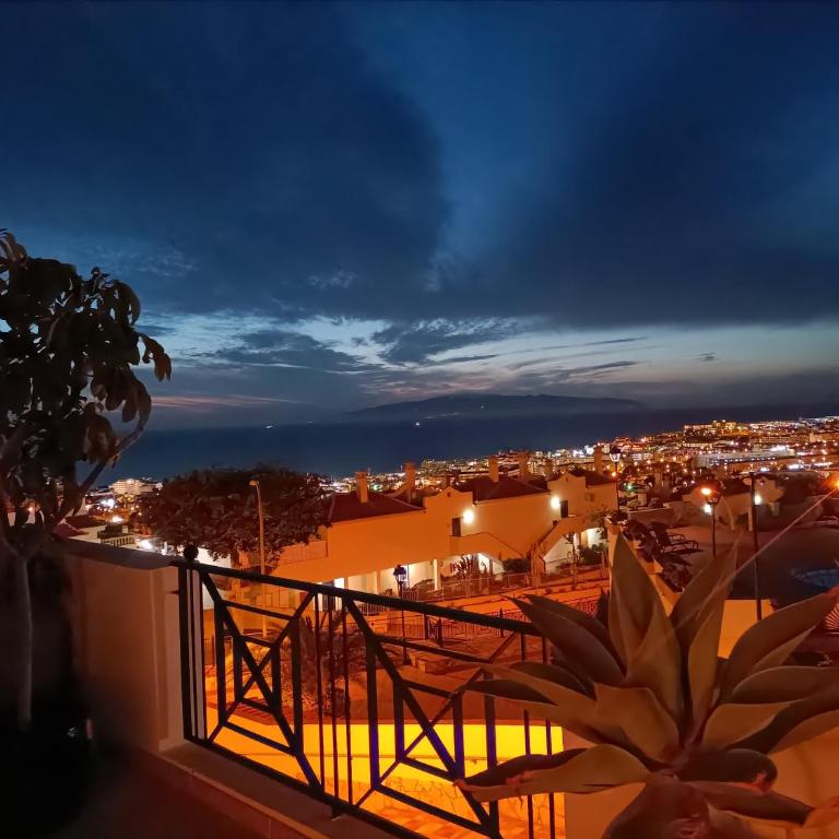 Costa Adeje Topfloor corner panoramics views & pools - Apartamento de 2 dormitorios - 76