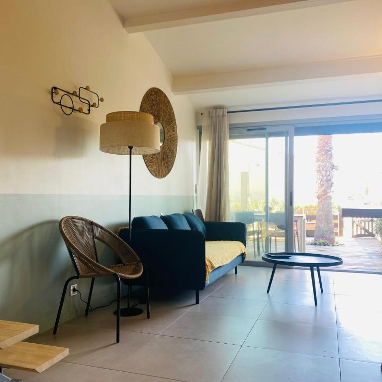 VILLA NATURISTE HELIOVILLAGE - CAP D'AGDE - 4 PERS - Villa 2 Chambres - 8