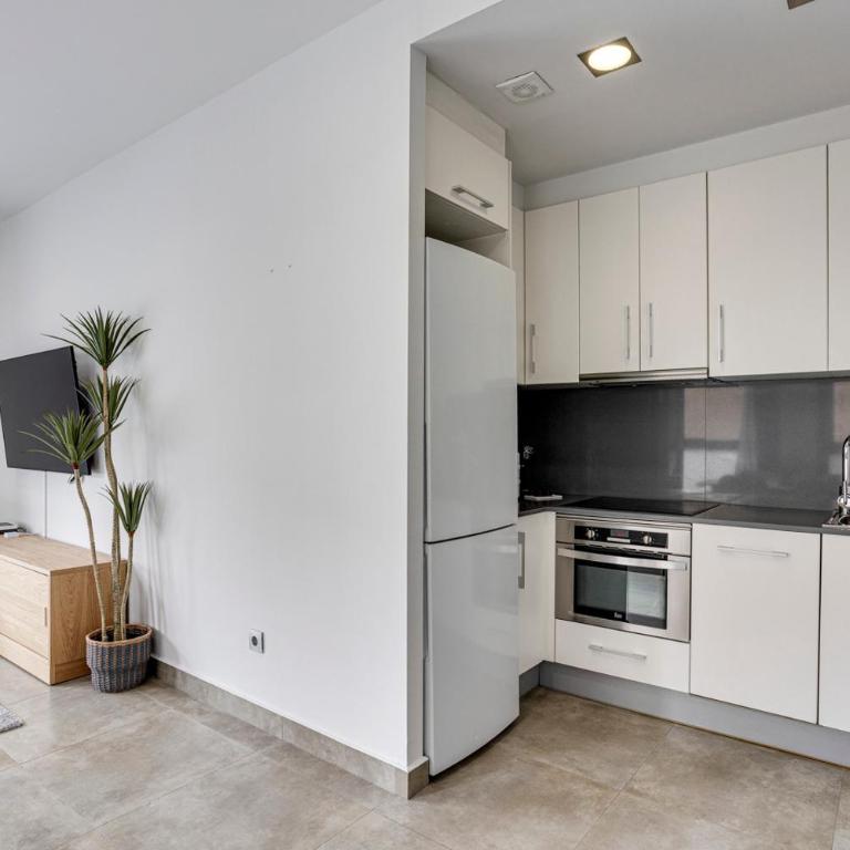 Urban Flats Vallirana - One-Bedroom Apartment - 17