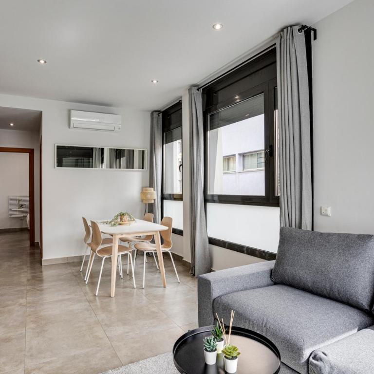 Urban Flats Vallirana - One-Bedroom Apartment - 4