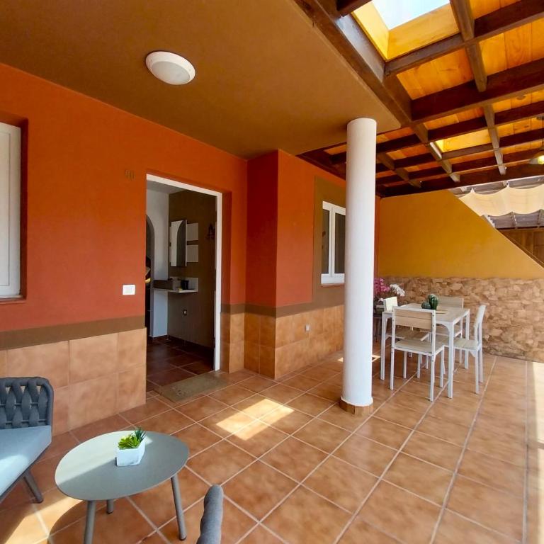 Bubela by Sea You There Fuerteventura - Three-Bedroom House - 14