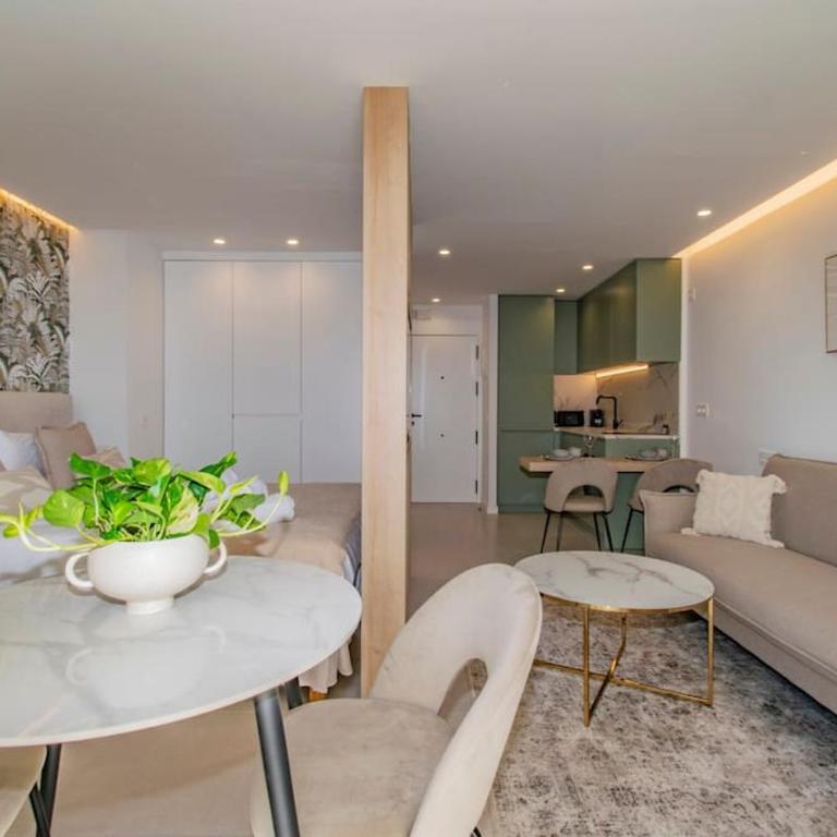 Marbella beach & center - One-Bedroom Apartment - 14