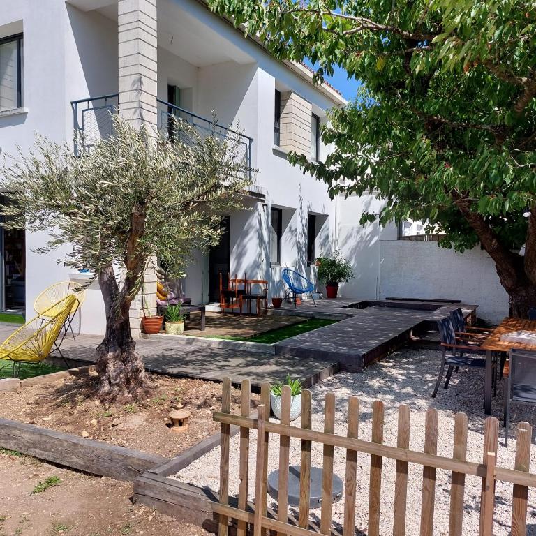 Maison familiale avec jacuzzi et piscine - Maison 4 Chambres - 18