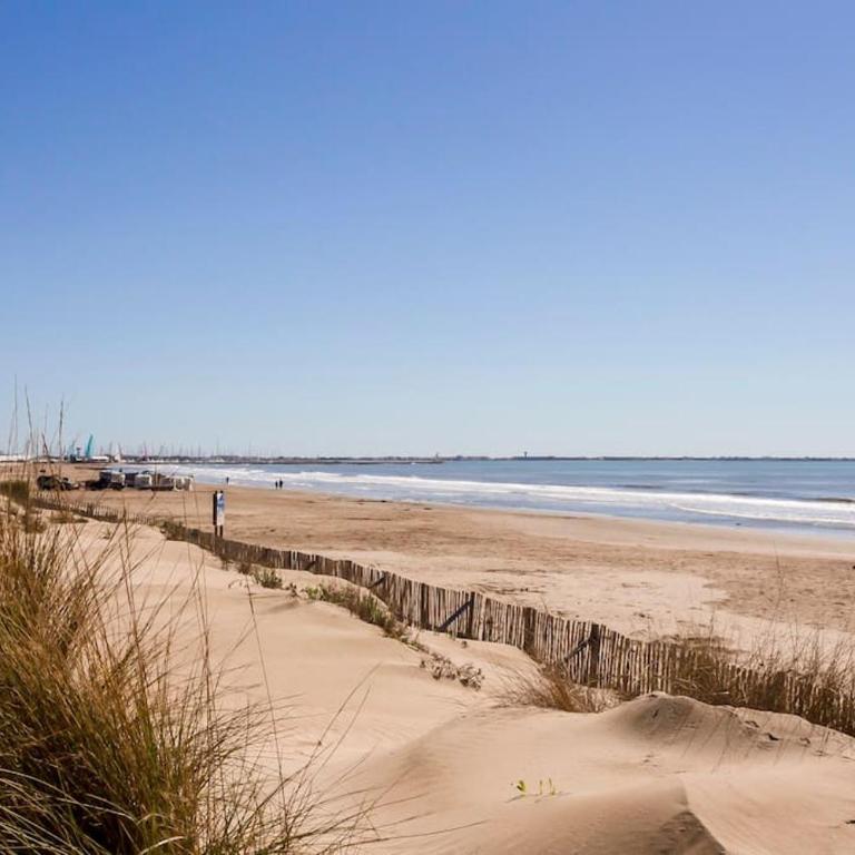 Chez Catherine - Superbe appartement convivial situé en bord de mer - Two-Bedroom Apartment - 16