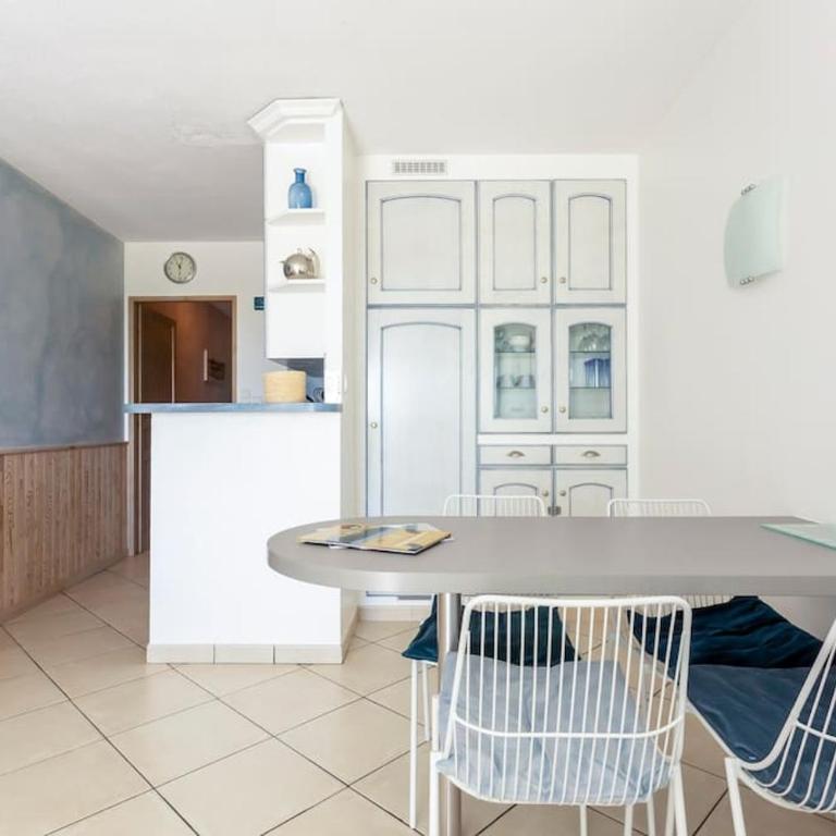 Chez Catherine - Superbe appartement convivial situé en bord de mer - Two-Bedroom Apartment - 17