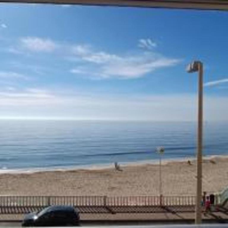 Beachfront Apartment with Sea View & Balcony PMT16 - Apartamento de 3 dormitorios - 23