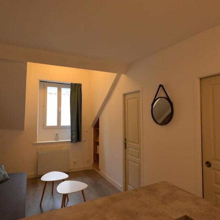 Studio Guépin : hyper centre au pied du tram - Apartment mit 1 Schlafzimmer - 2