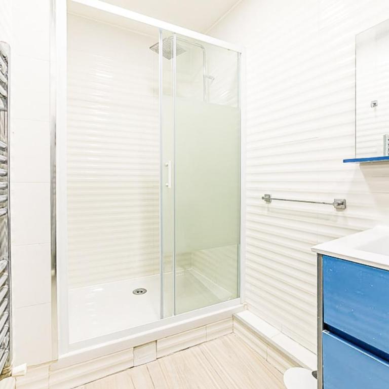 Le Garibaldi - Appart 3 chambres clim avec balcon - Apartment - 22