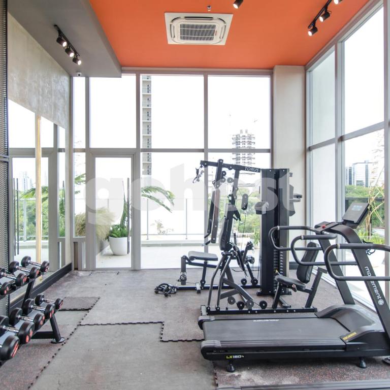 Elegant apartment blocks away from La Galeria - Apartamento - 26