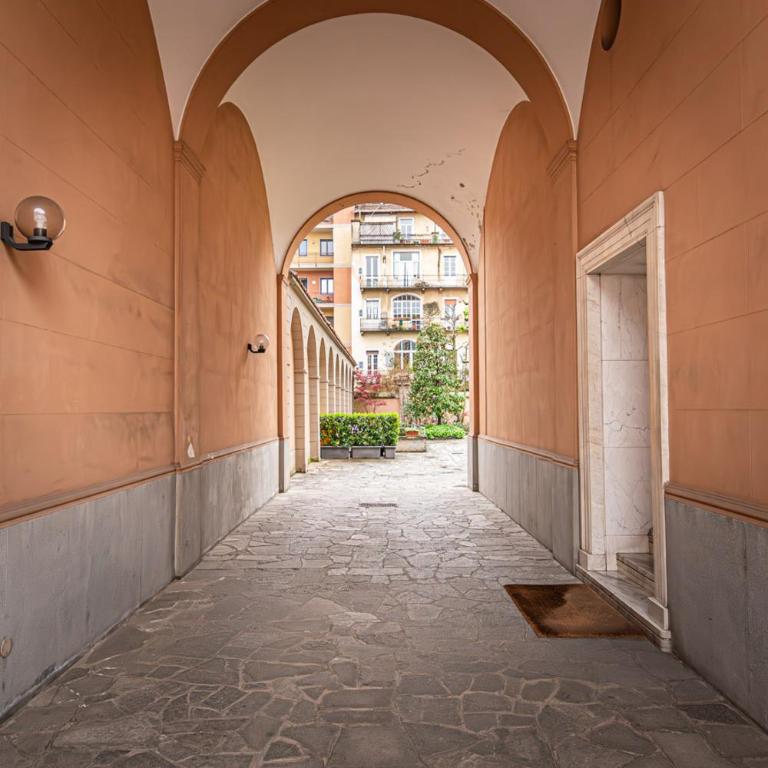 VALENTINO - Appartamento con 1 Camera da Letto - 20