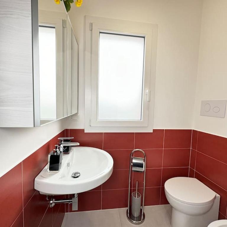 Attico Magnificent [Wi-Fi/Free Parking] - Three-Bedroom Apartment - 7