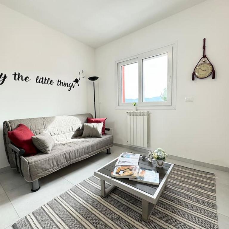Attico Magnificent [Wi-Fi/Free Parking] - Three-Bedroom Apartment - 18