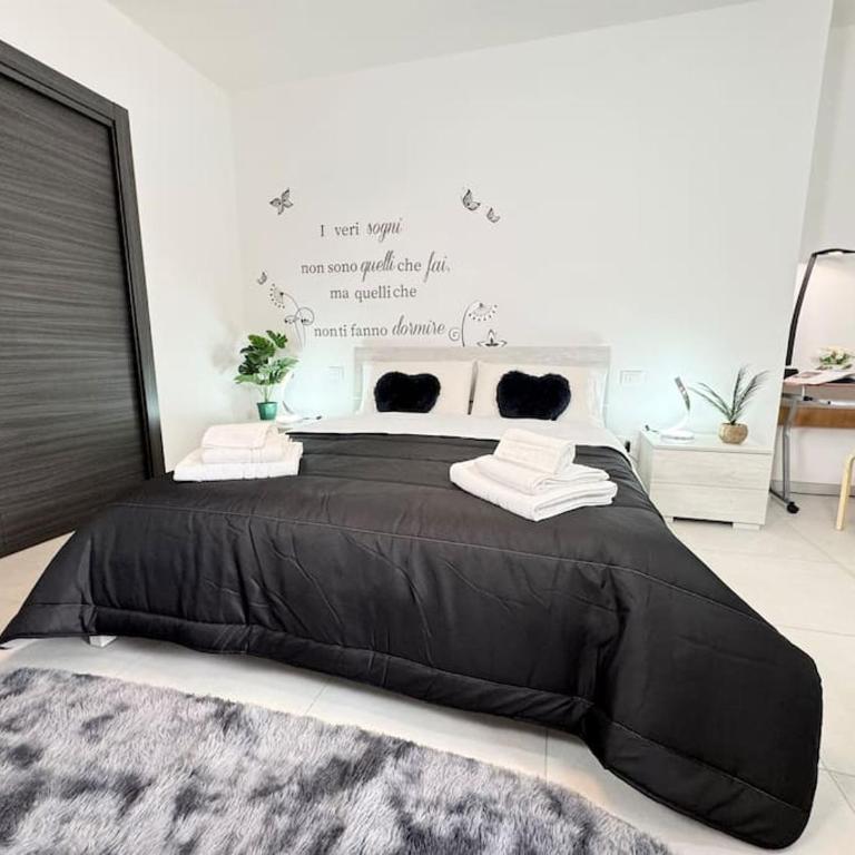 Attico Magnificent [Wi-Fi/Free Parking] - Three-Bedroom Apartment - 23