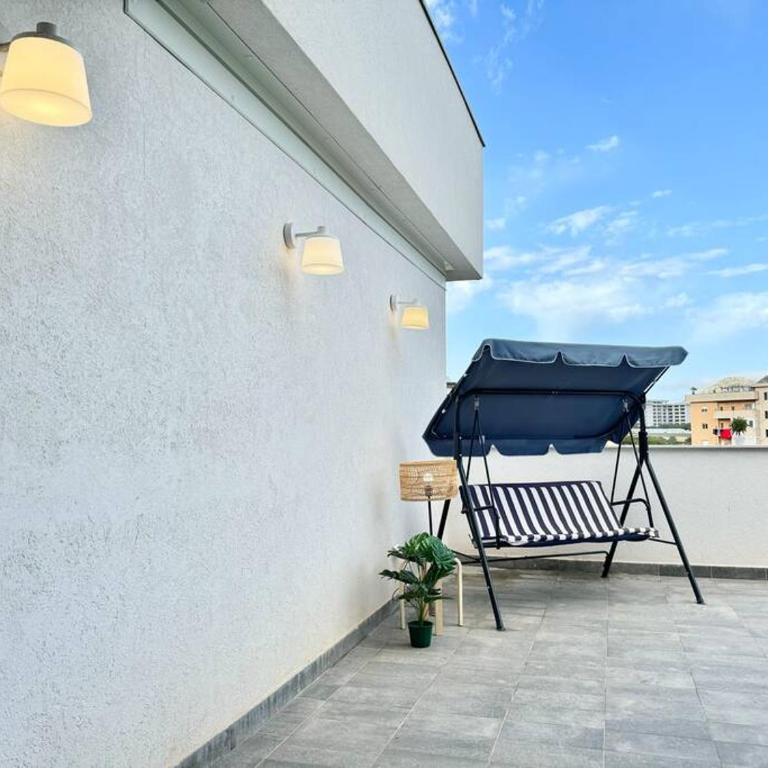 Attico Magnificent [Wi-Fi/Free Parking] - Three-Bedroom Apartment - 40