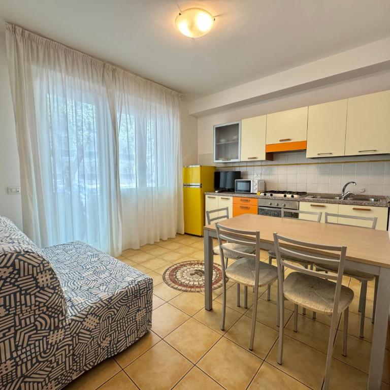 Condominio Bussola - Appartamento con 2 Camere da Letto - 12