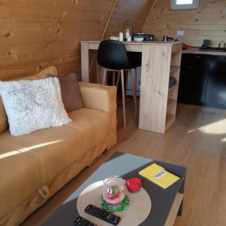 Vikendica "Koliba kraj puta" - One-Bedroom Chalet - 23