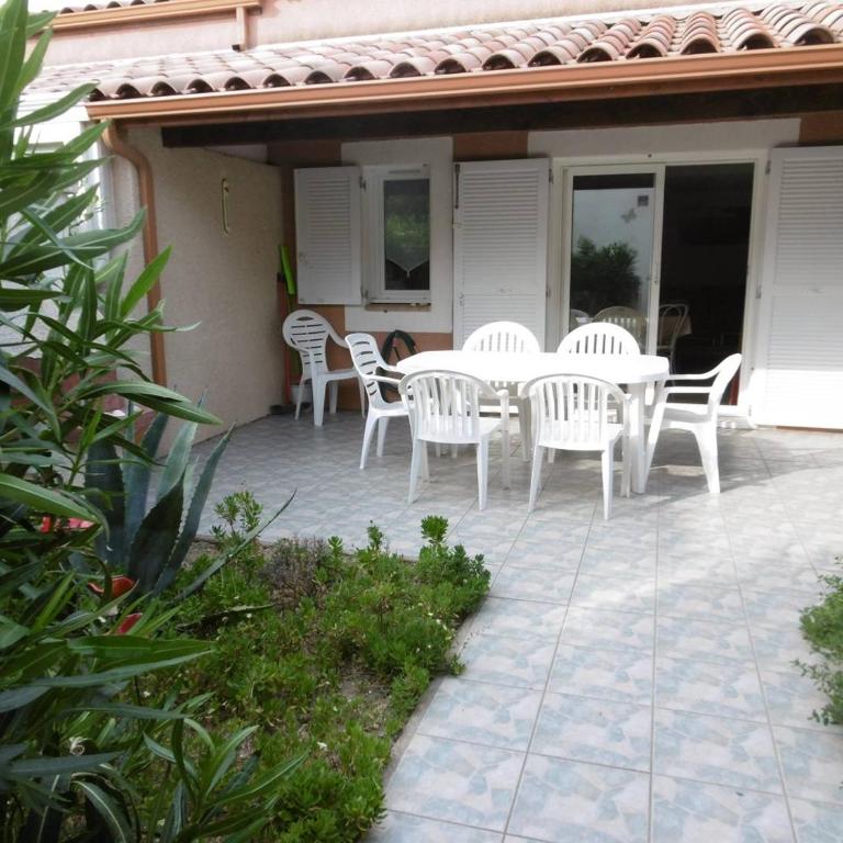 HOLIDAYLAND 437 VILLA T2 MEZZANINE 6 couchages NARBONNE PLAGE - Maison 1 Chambre - 3