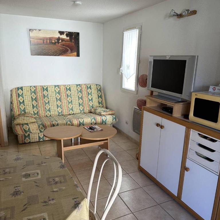 HOLIDAYLAND 437 VILLA T2 MEZZANINE 6 couchages NARBONNE PLAGE - Maison 1 Chambre - 12