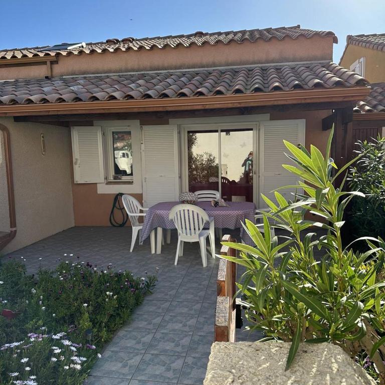 HOLIDAYLAND 437 VILLA T2 MEZZANINE 6 couchages NARBONNE PLAGE - Maison 1 Chambre - 1