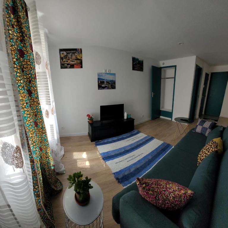 Charment T2 quartier créateurs,Métro Crs julien. - Apartment mit 1 Schlafzimmer - 17
