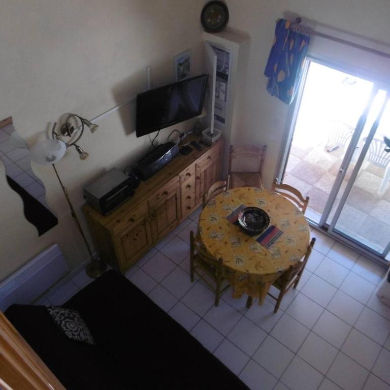 HOLIDAYLAND 224 VILLA T2 MEZZANINE 7 couchages climatisé NARBONNE PLAGE - Haus mit 1 Schlafzimmer - 8